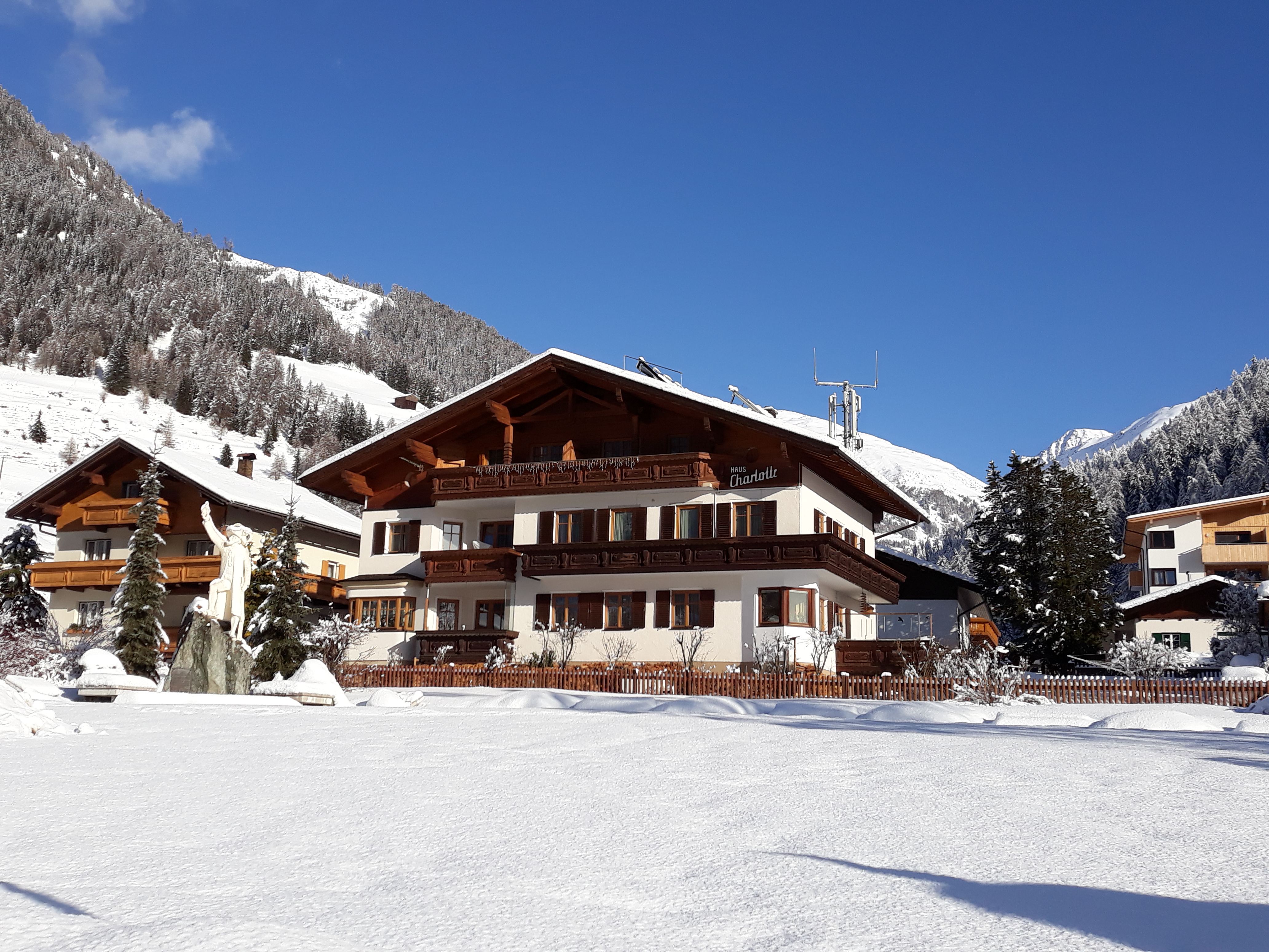 Herzlich Willkommen im Haus Charlotte! Kals am