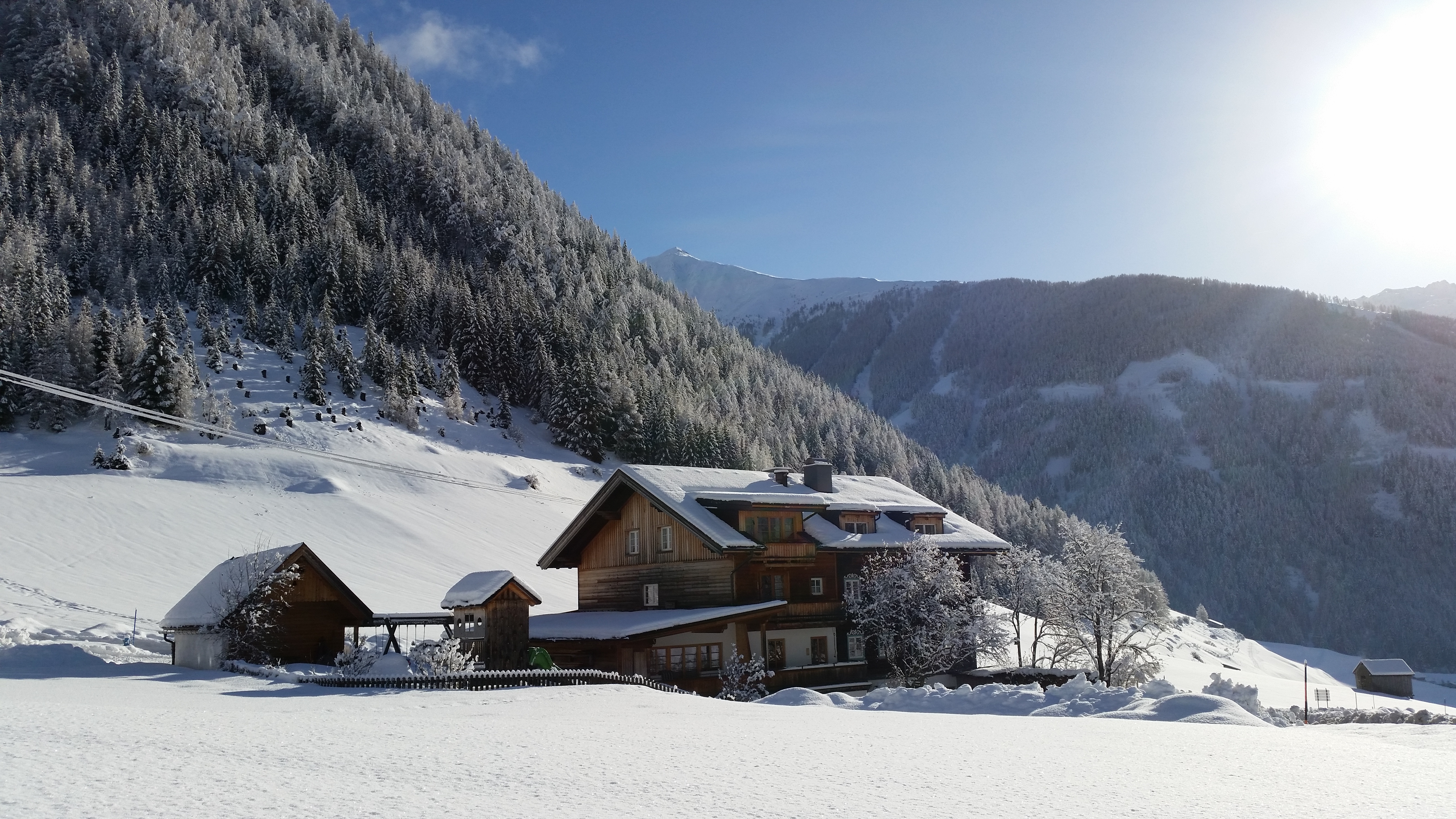 Home Haus Ursula, Ferienwohnungen in Kals am Großglockner