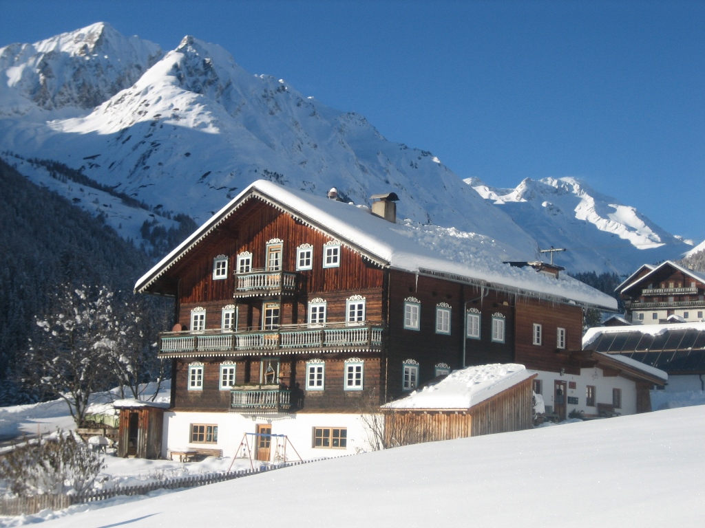 Ferienwohnungen Haus Ursula, Ferienwohnungen in Kals am