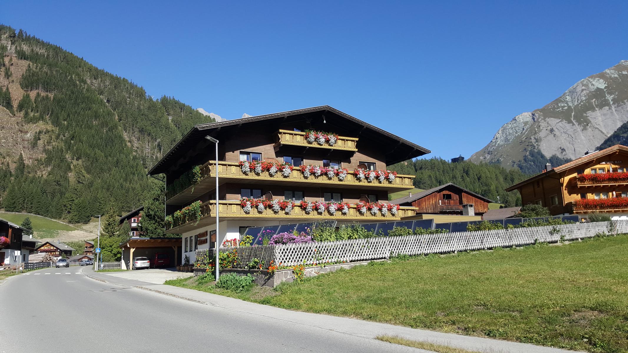 Unser Haus Ferienhaus Tirolerhof Urlaub in Kals am